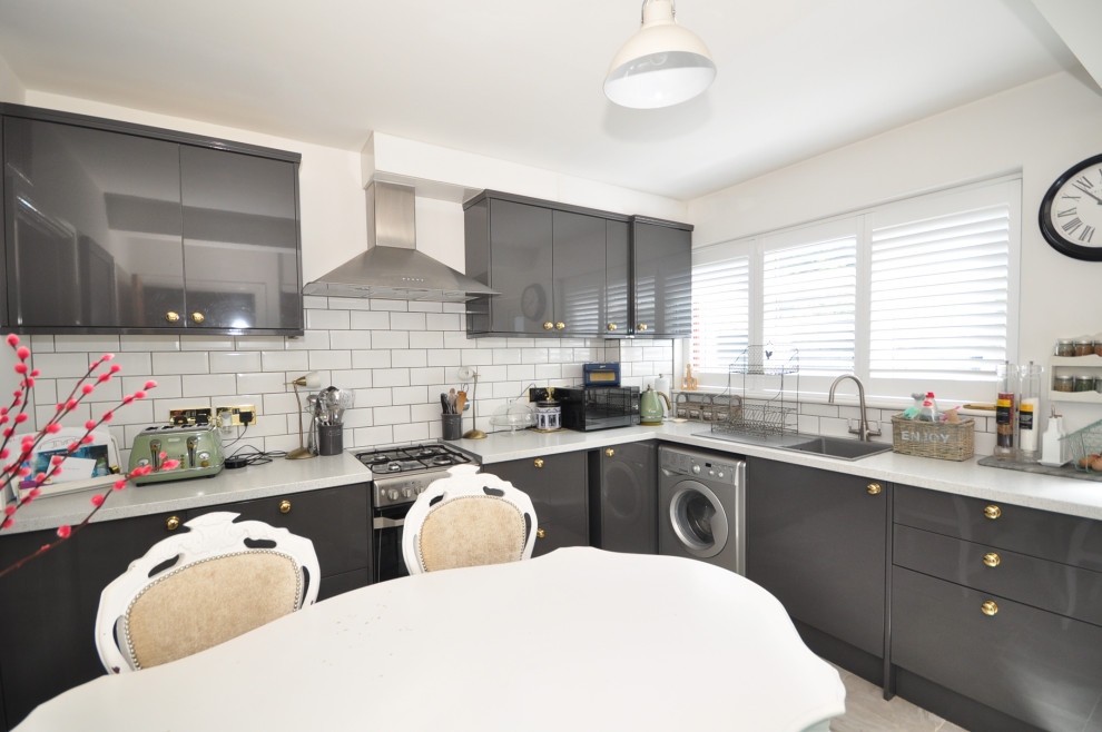 Full Home Design, Walsingham Road