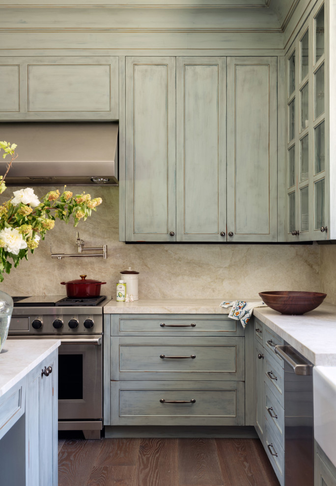 Kitchen - rustic dark wood floor kitchen idea with green cabinets and stainless steel appliances