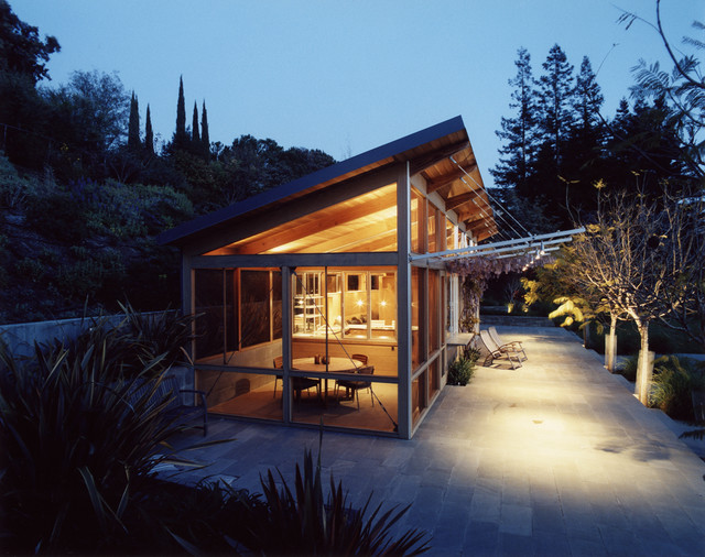 shed roof modern exterior contemporary pool architects min workshop interiors palo alto houses slope single building slanted works why treesranch