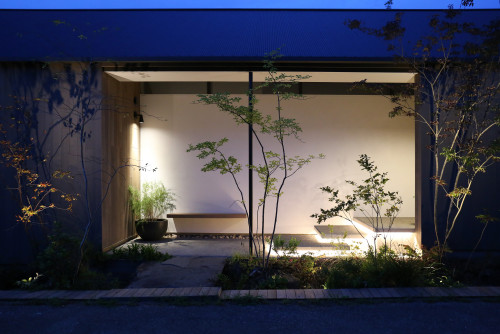 庭の照明で夜の時間を素敵に演出 Houzz ハウズ