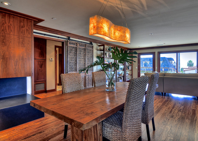 Wilkens Residence tropical-dining-room