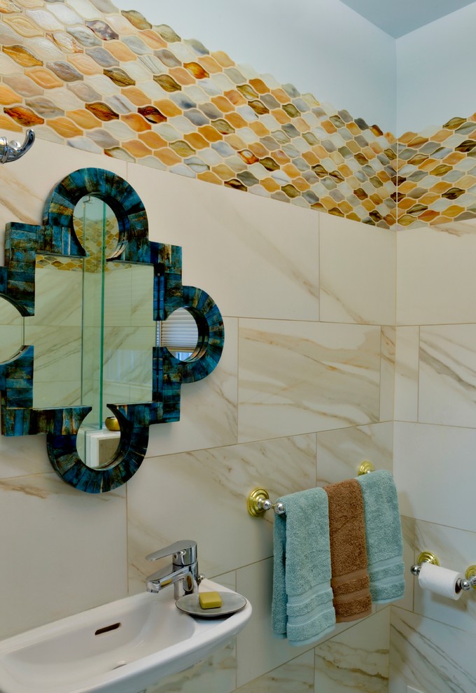 Example of a small transitional home design design in Grand Rapids