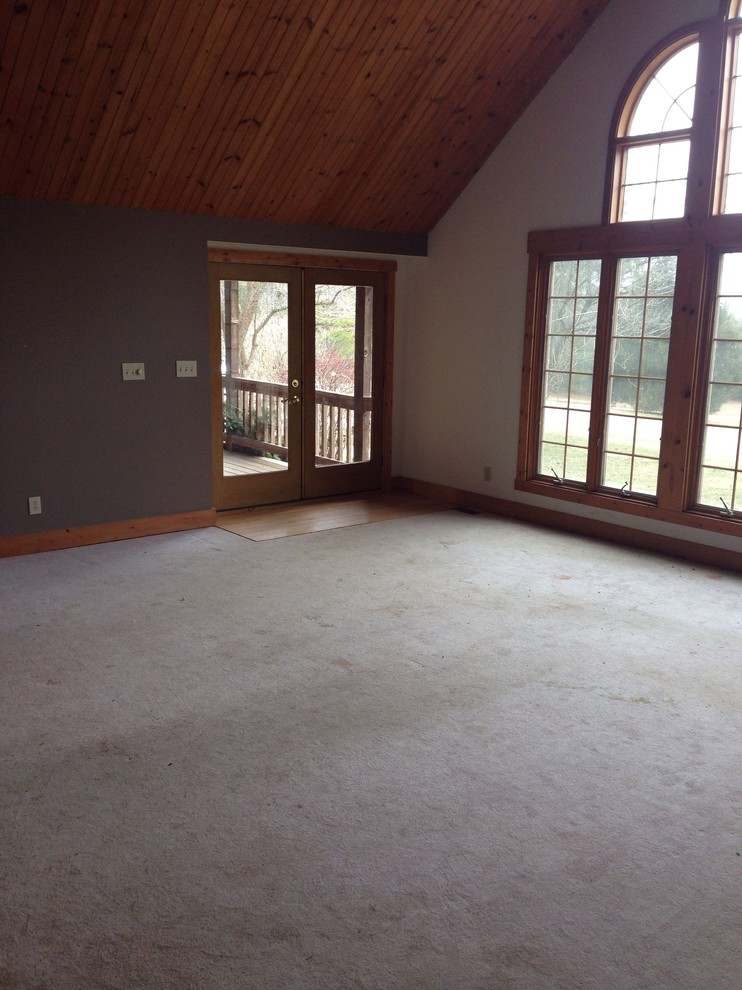 Choosing paint colors for a living room w/ pine ceilings