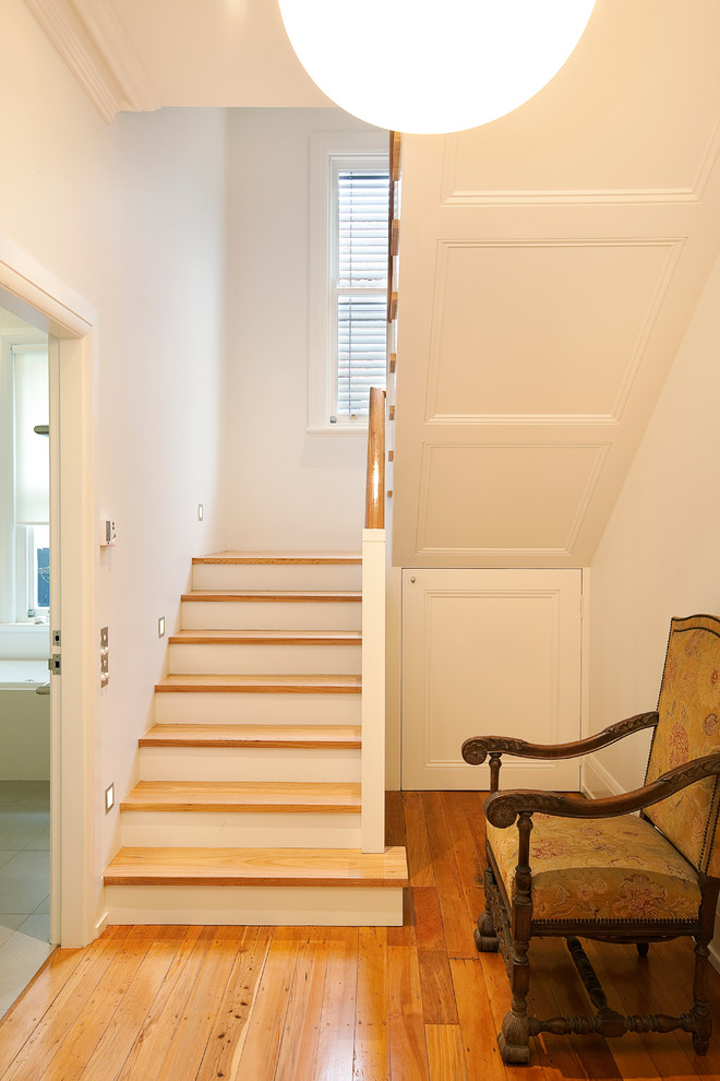 Example of a transitional staircase design in Sydney