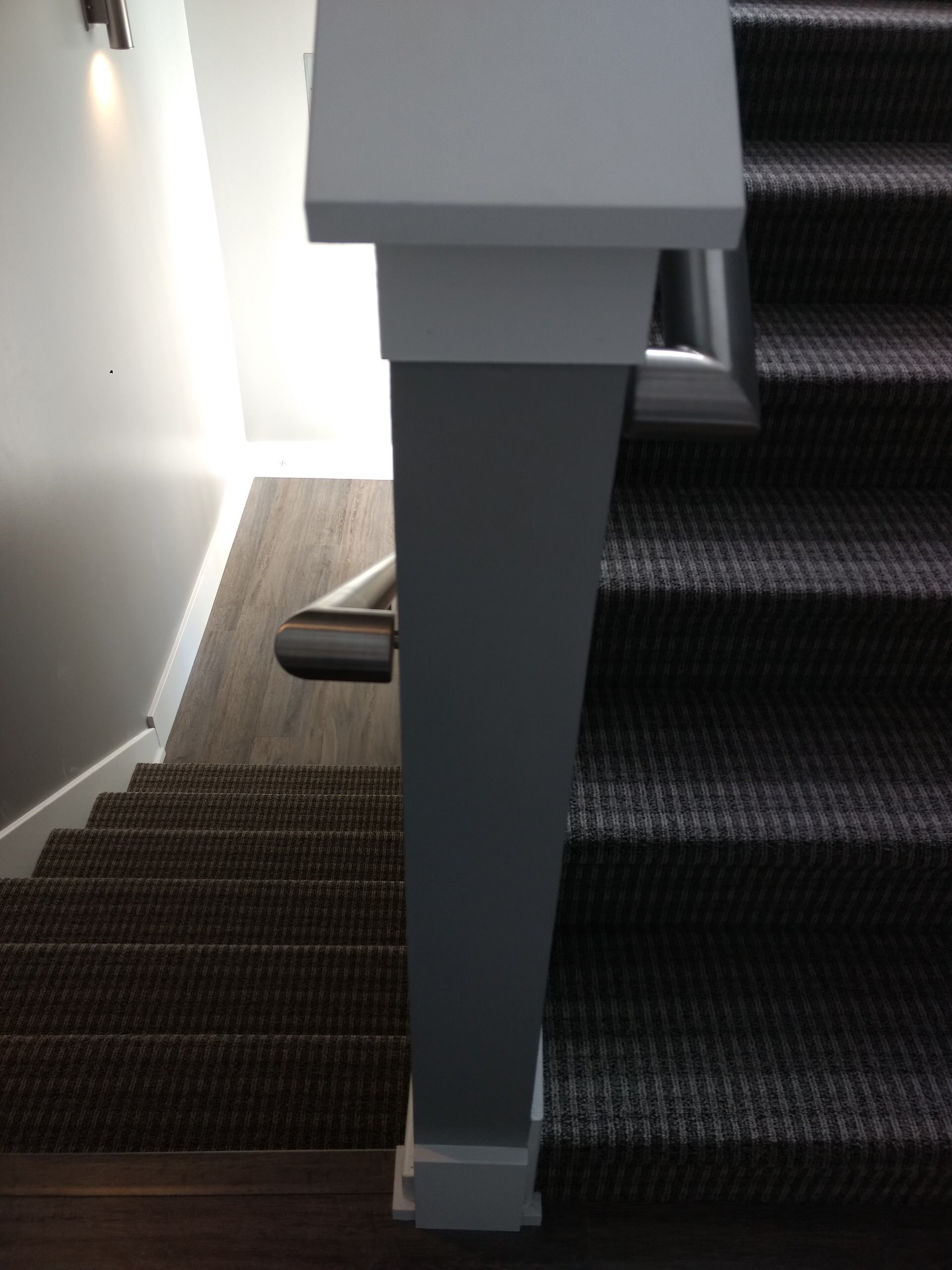 Round stainless handrail