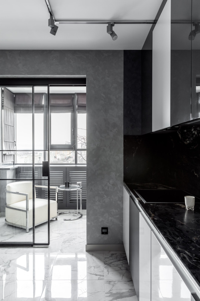 4-х комнатная квартира с черно-белой геометрией