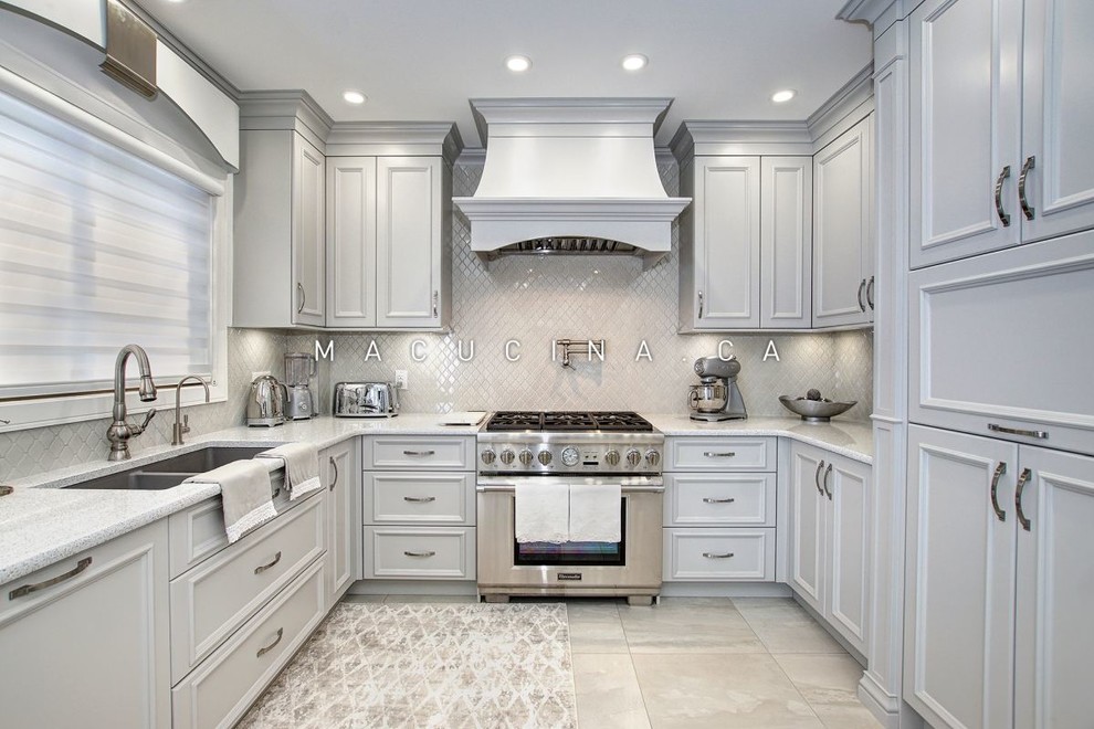 Cuisine classique traditionnelle - Montréal Nord 2018 - Traditional -  Kitchen - Montreal - by Macucina | Houzz