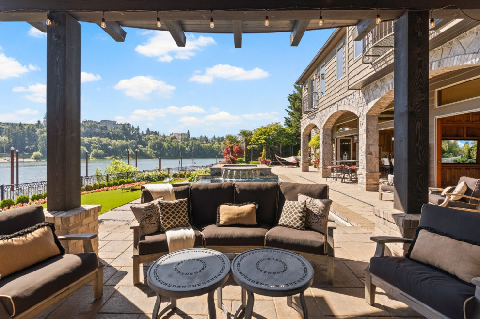 "River Time" Willamette Estate Staging - Lake Oswego, OR