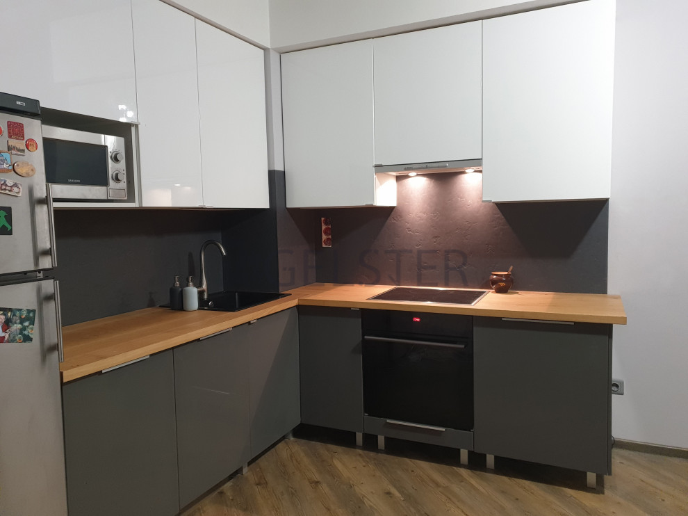 Фартук для кухни из мармолеума