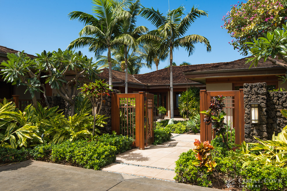 Photo of a tropical entryway in Hawaii.