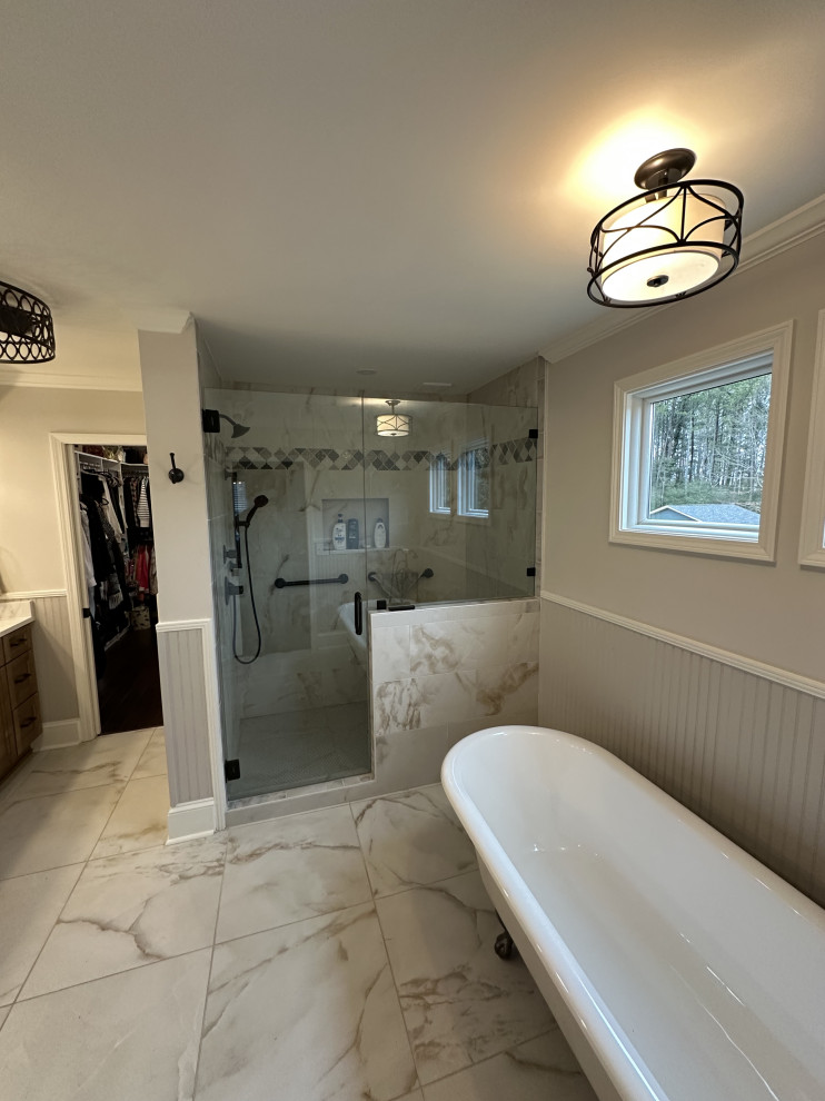 Weldon Master Bath and Closet