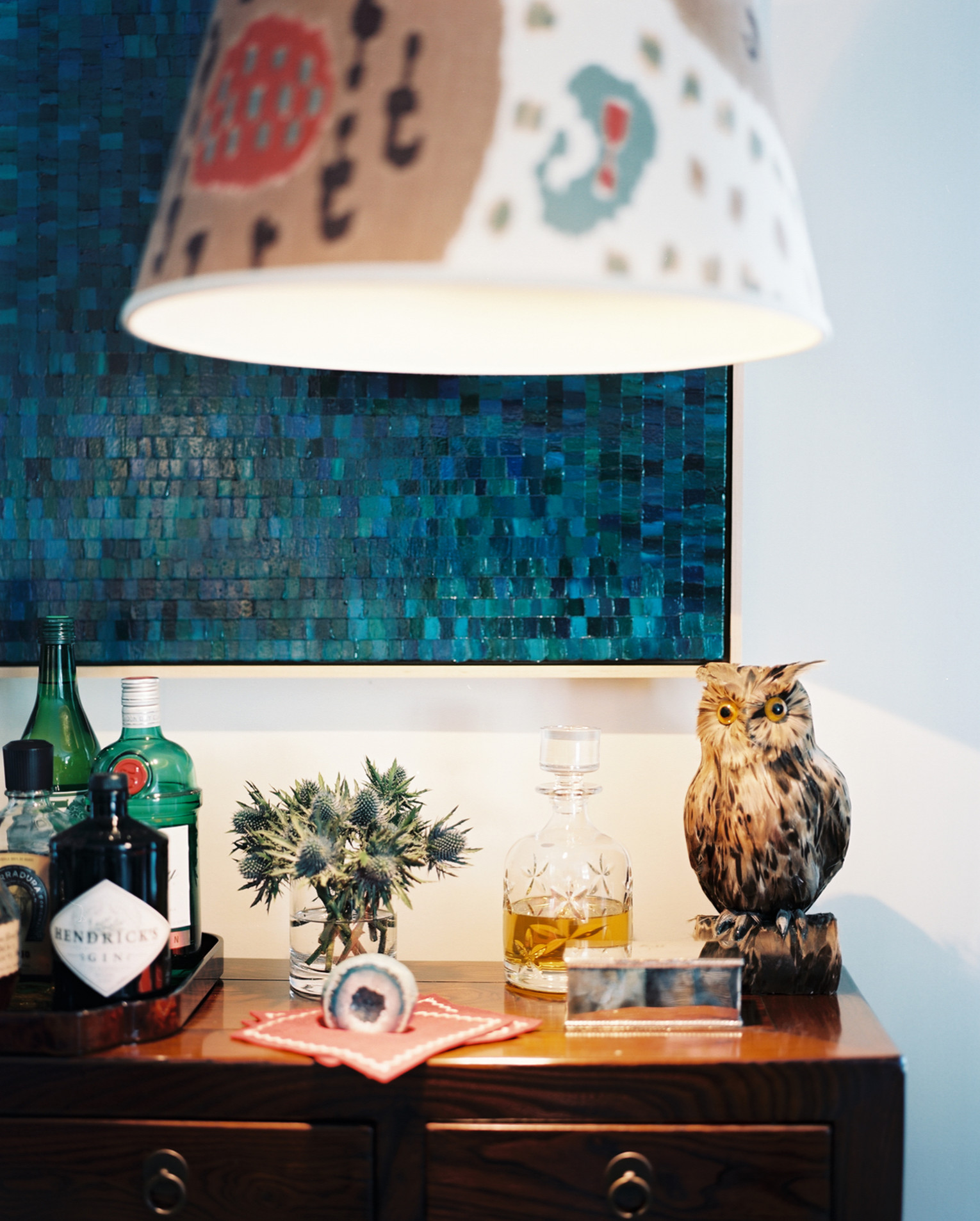 Midnight in Paris' Reawakens Vintage Parisian Style