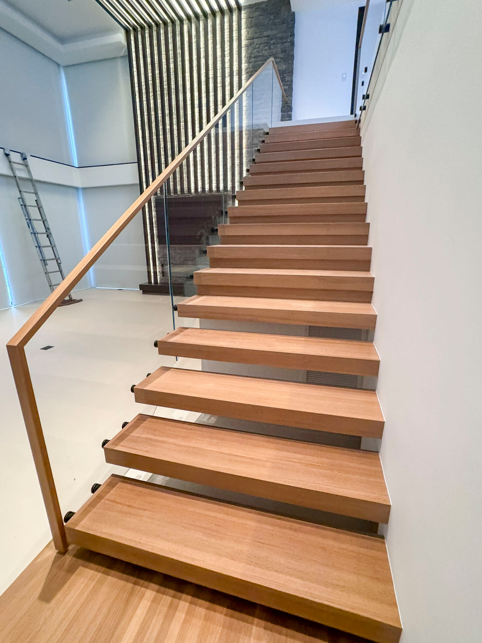 126_Visually Open and Light Contemporary Staircase, Mclean, VA 22102