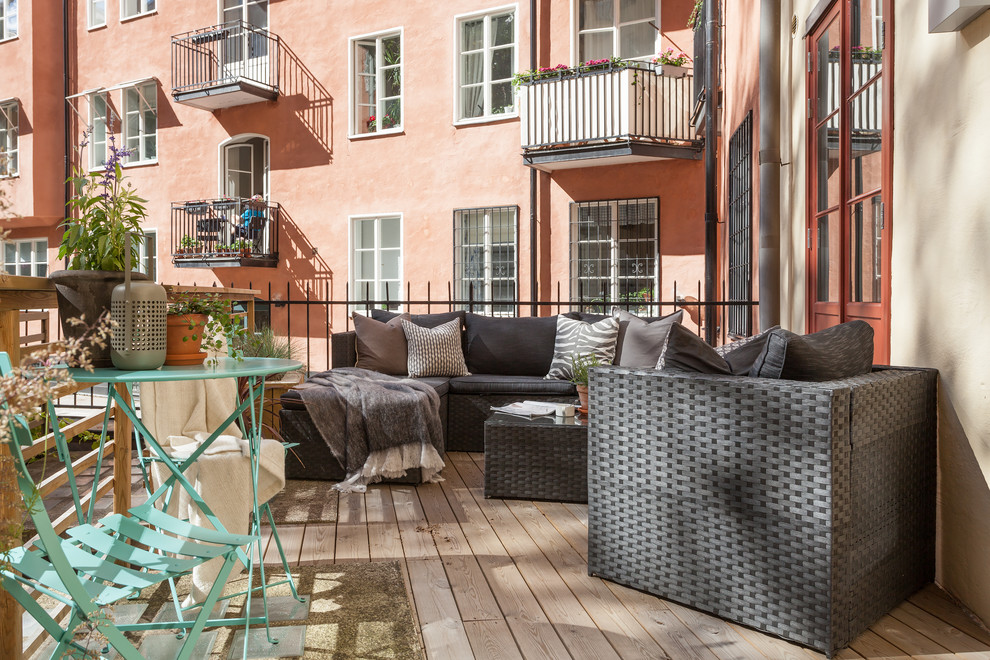 Foto på en minimalistisk uteplats