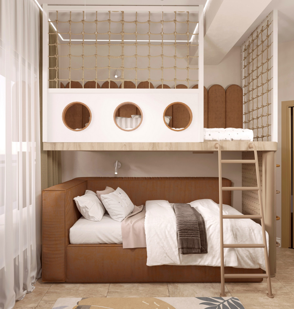 Двухэтажный жилой дом с видом на горы.