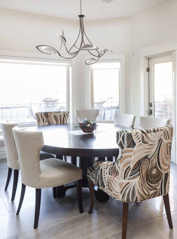 Home design - transitional home design idea in Calgary
