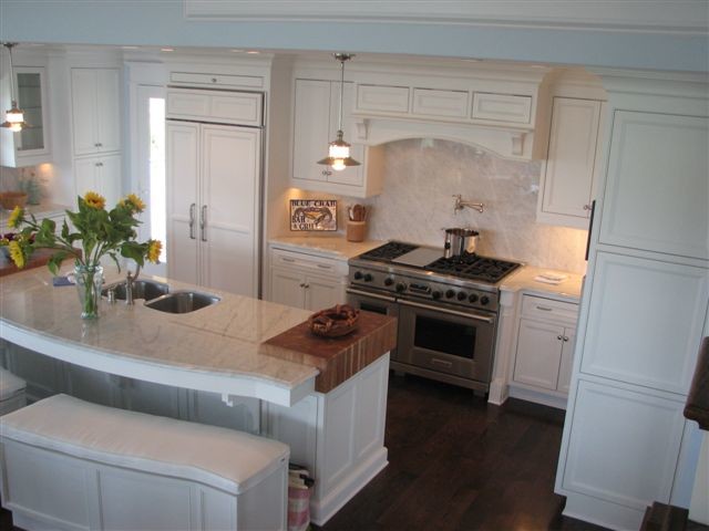 Inspiration for a traditional kitchen in Wilmington.