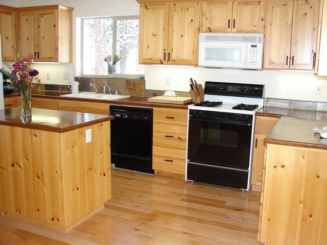 Knotty Pine Kitchen Traditional Kitchen San Francisco By