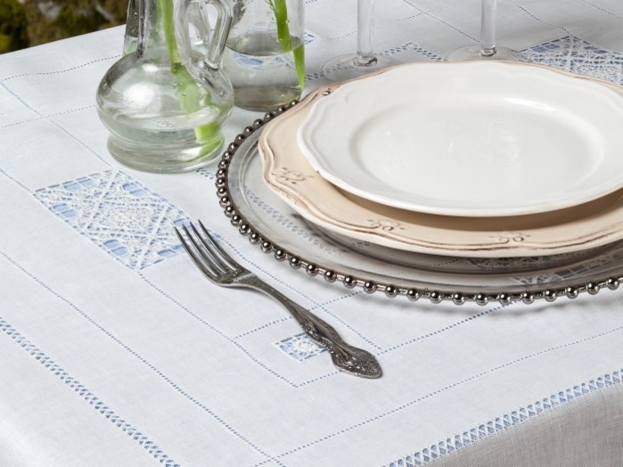 Крестецкая строчка - русский бренд скатертей для сервировки стола