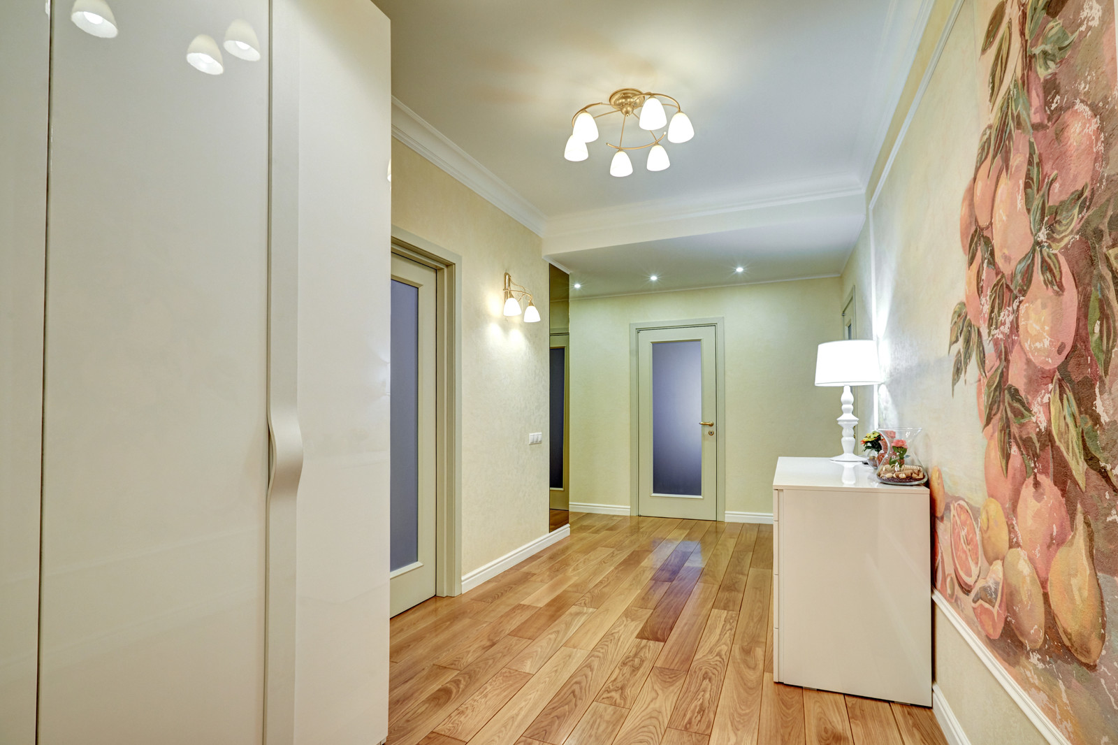 Реализованный яркий Дизайн-Проект 4х комнатной квартиры