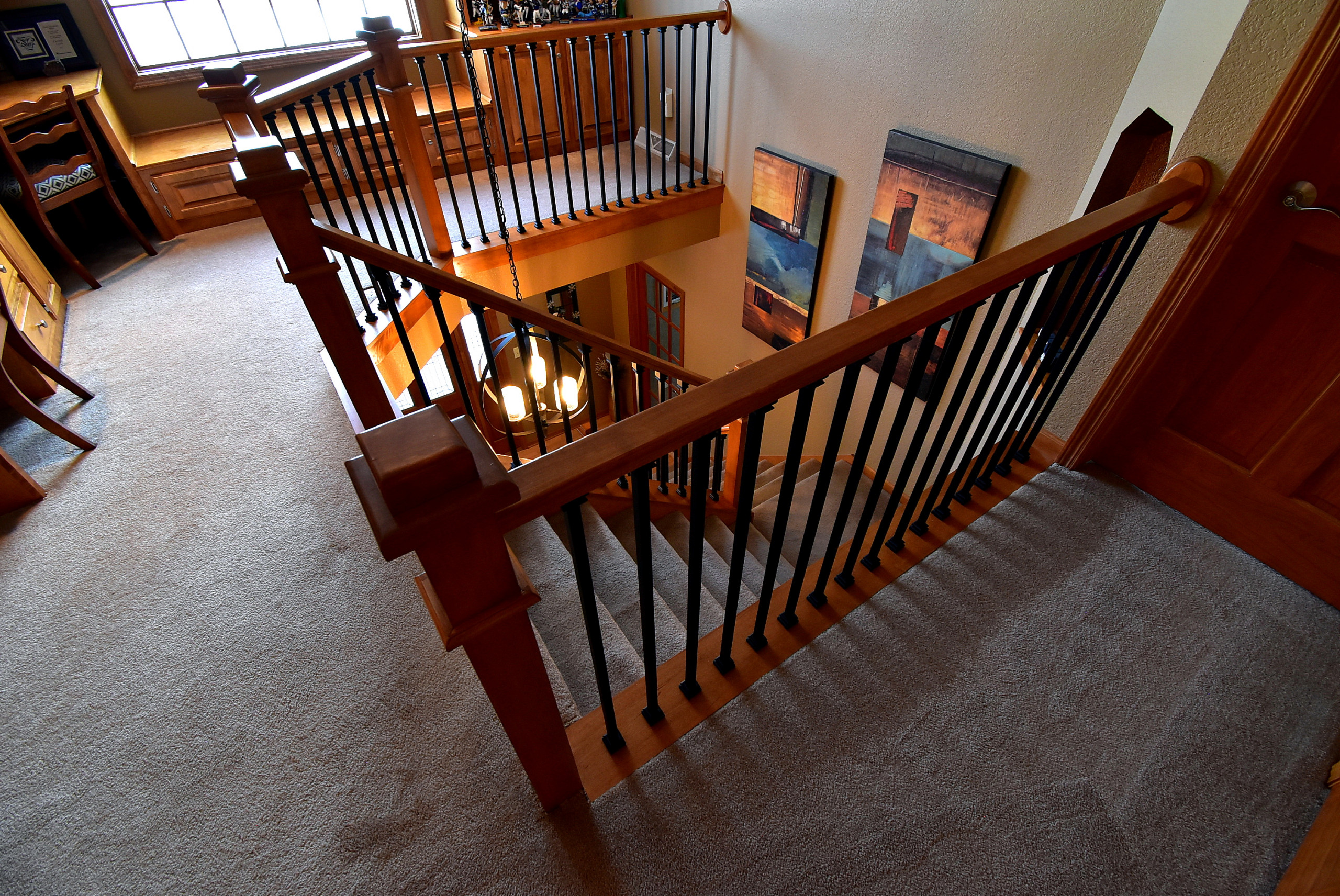 New Berlin Residence - Updated Handrail