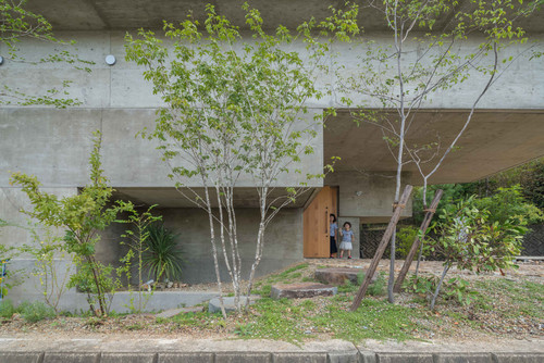 無機質に見せない コンクリートの魅力を庭でも活かすアイデア Houzz ハウズ