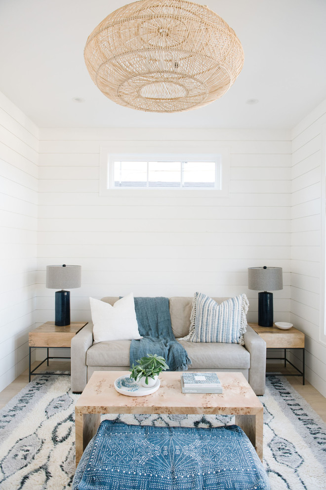 Family room - transitional family room idea in San Francisco