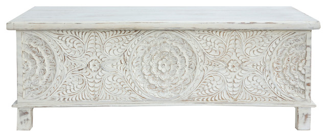 17th C Anglo Trunk Coffee Table Farmhouse Decorative Trunks