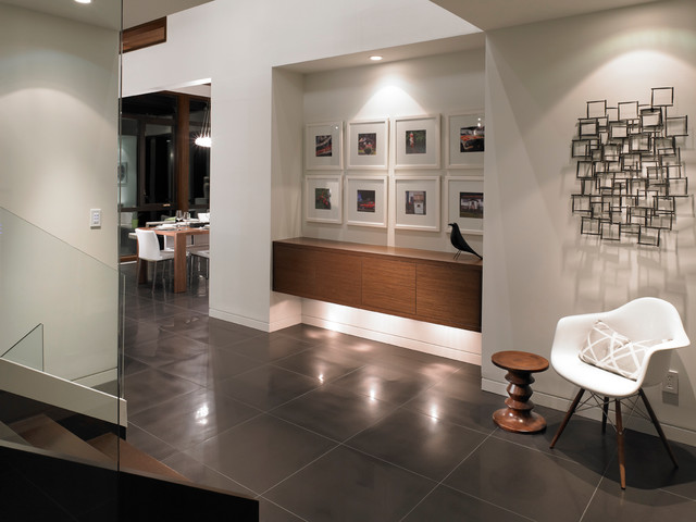 Waterfront Hideaway modern-flur