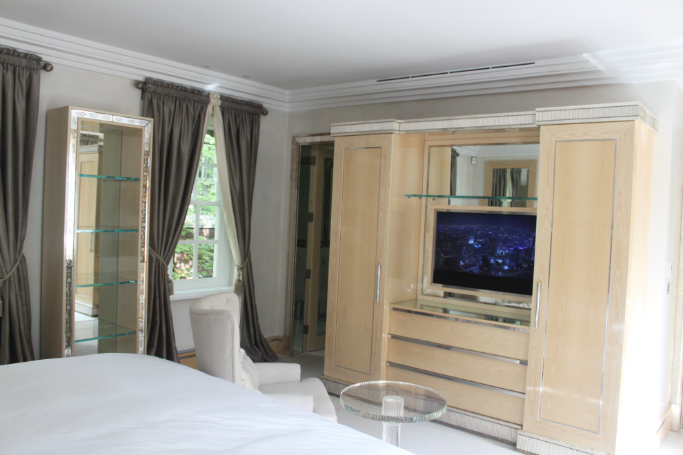 8 Bedroom House