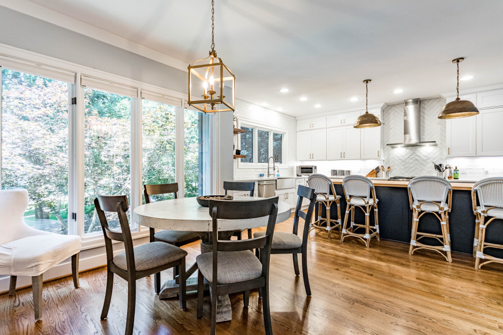 N. Raleigh Kitchen & Dining Area