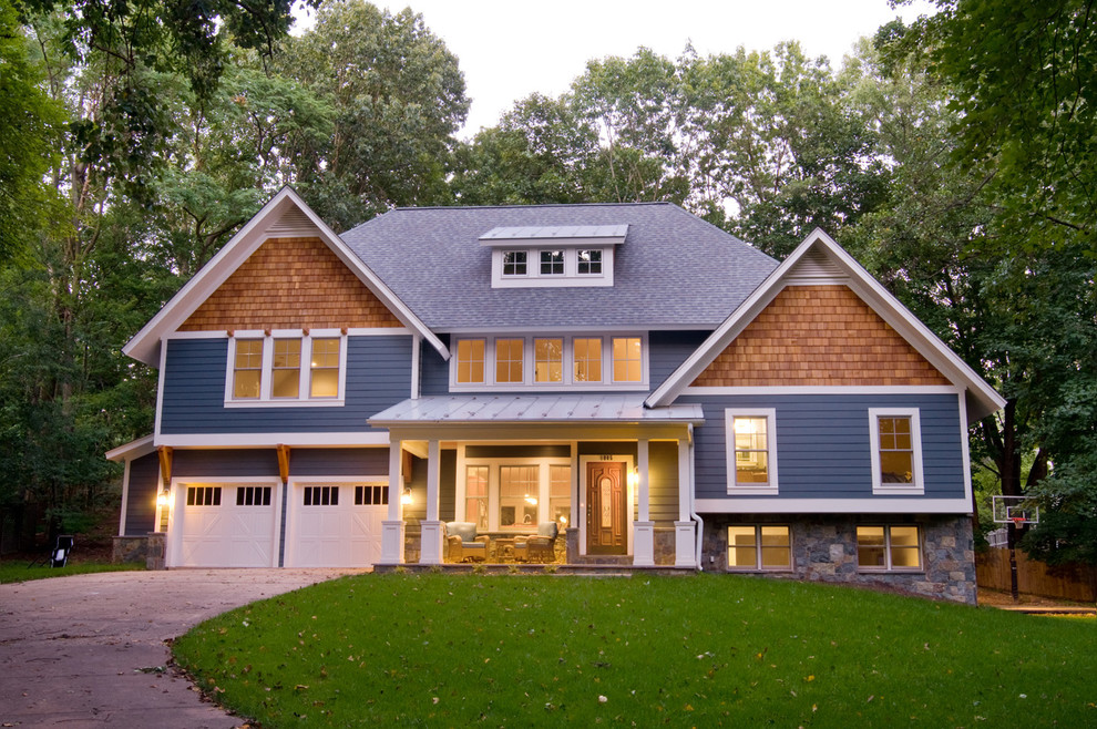 Example of an arts and crafts exterior home design in DC Metro