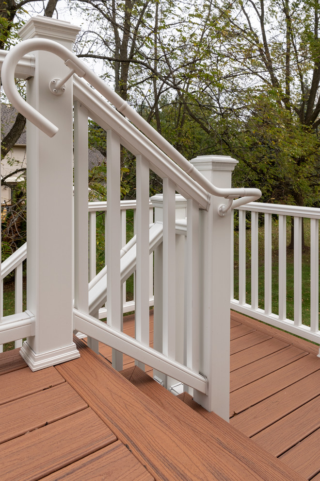 Home design - transitional home design idea