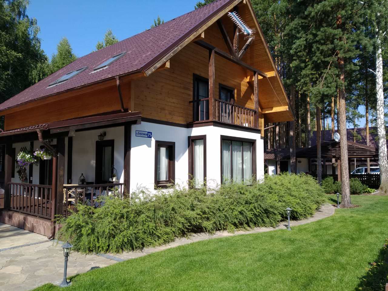 У леса на опушке