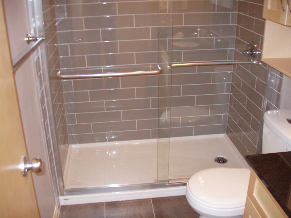 Bathroom - transitional bathroom idea in Calgary