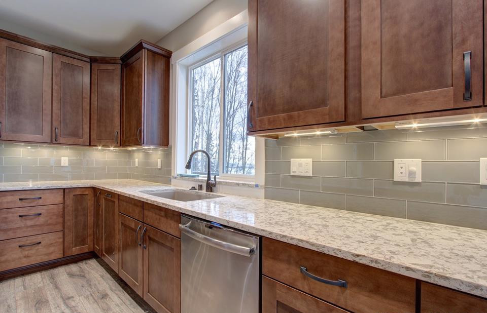 Kitchen - transitional kitchen idea