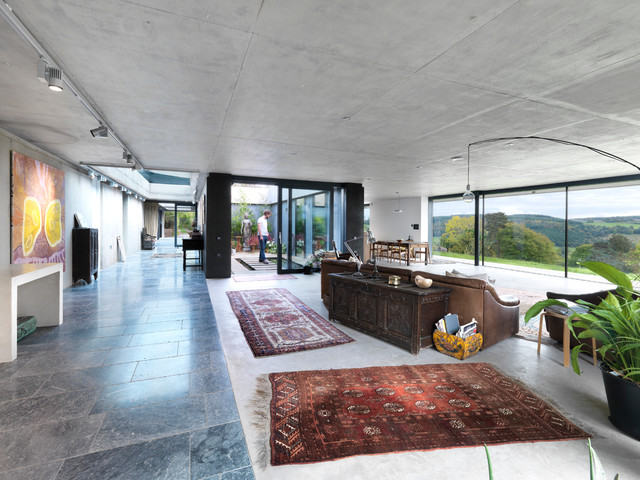Outhouse contemporary-vardagsrum