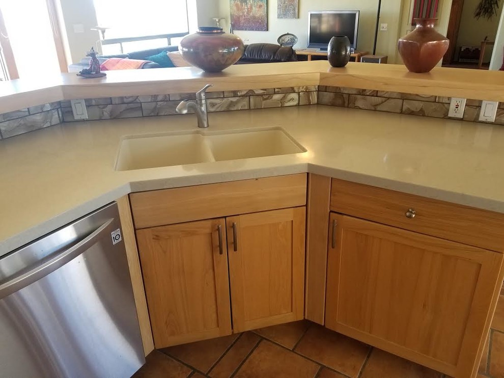 Agra Quartz Counters