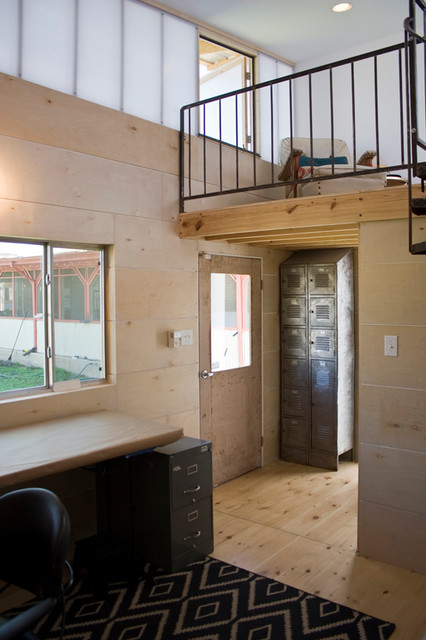 Back Yard Studio contemporaneo-despacho