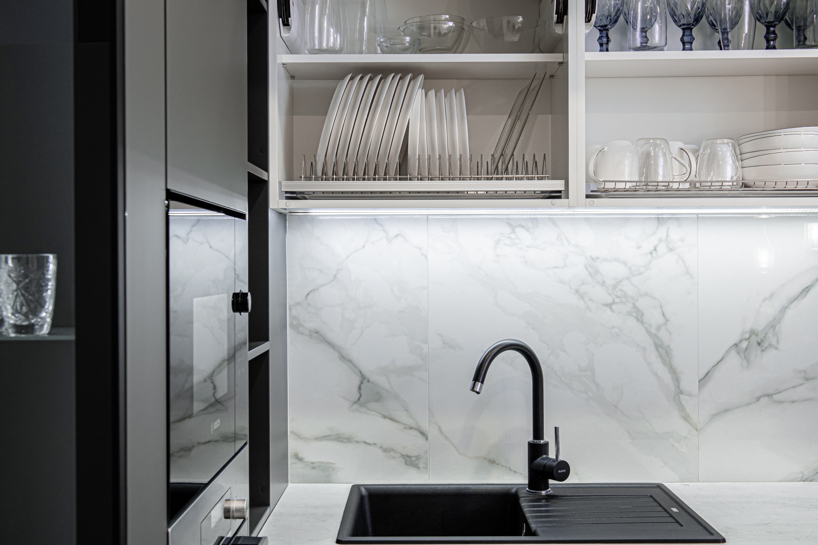 Лёгкий хай-тек