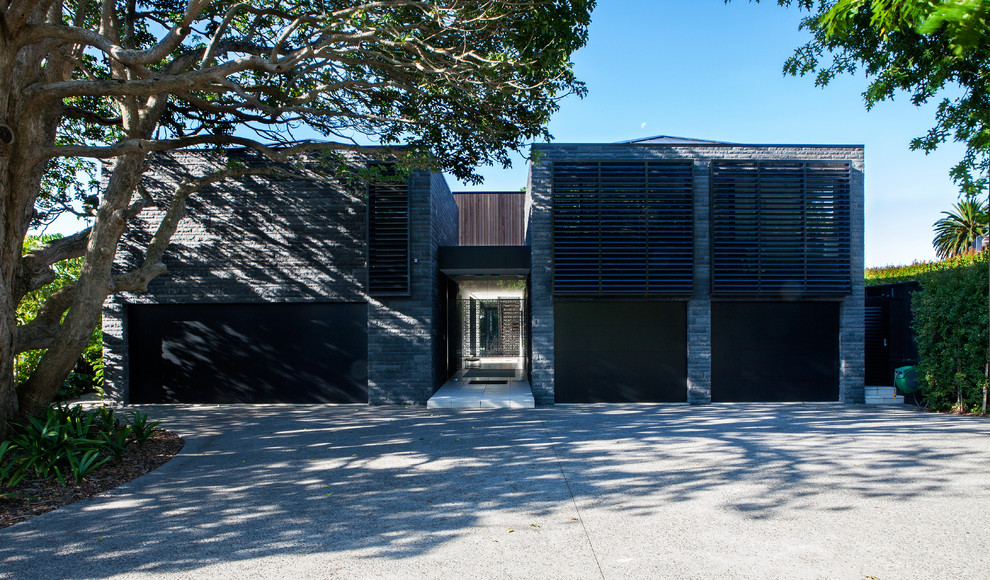 Photo of a contemporary exterior in Auckland.