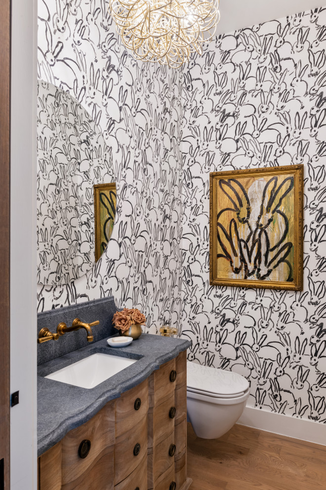 Свежая идея для дизайна: детская ванная комната среднего размера в стиле неоклассика (современная классика) с плоскими фасадами, коричневыми фасадами, черной плиткой, разноцветным полом, белой столешницей, тумбой под одну раковину, напольной тумбой, инсталляцией, паркетным полом среднего тона, врезной раковиной и обоями на стенах - отличное фото интерьера