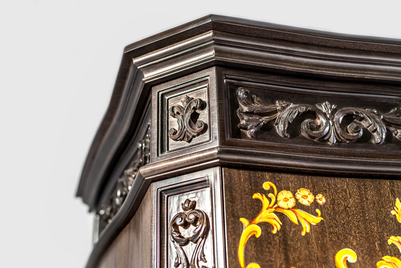 Мебель в русском стиле