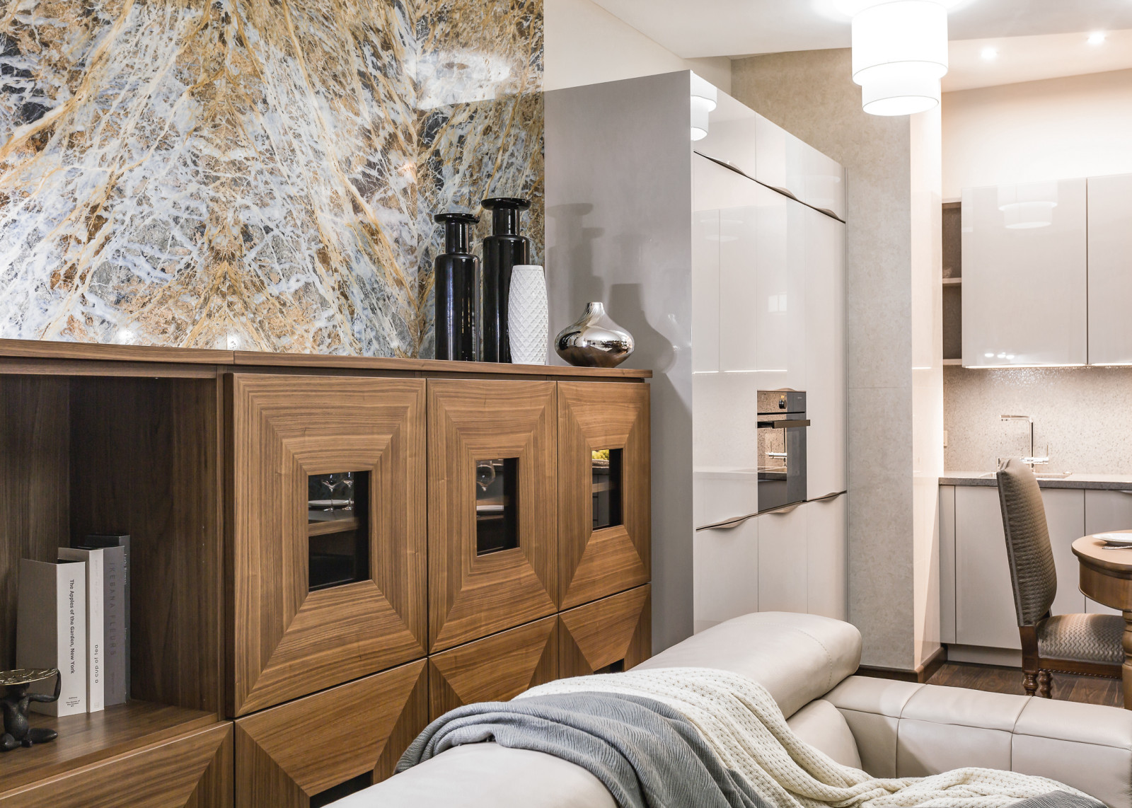 Квартира в жилом комплексе "Royal House on Yauza"