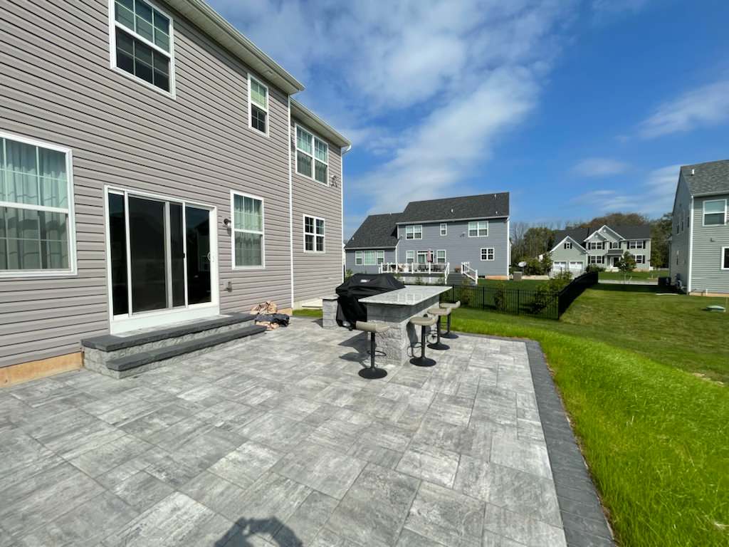 Cambridge Limestone Quarry Blend Patio/Outdoor BBQ area