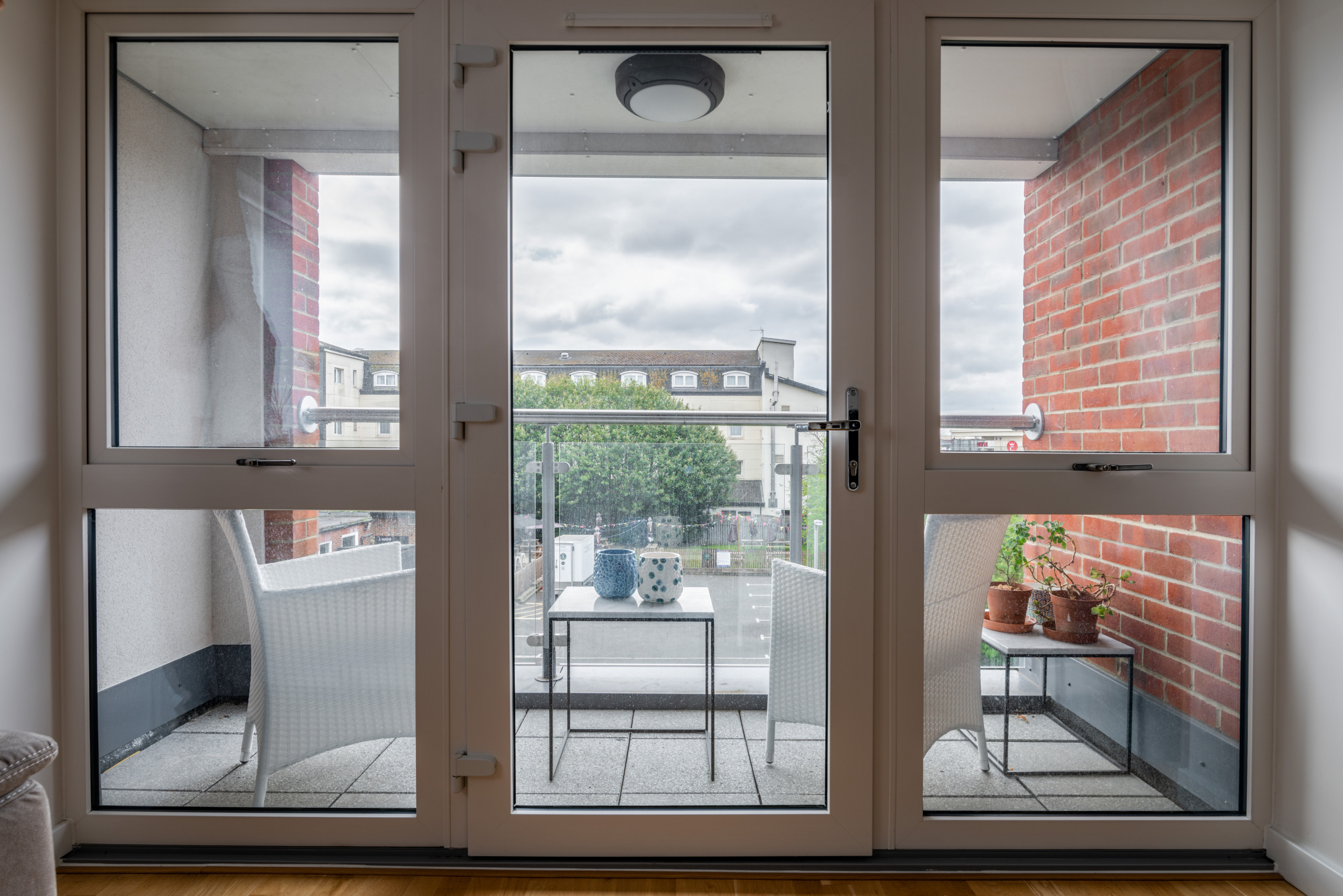 Trendy porch photo in London