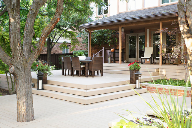 Meadow traditional-garden