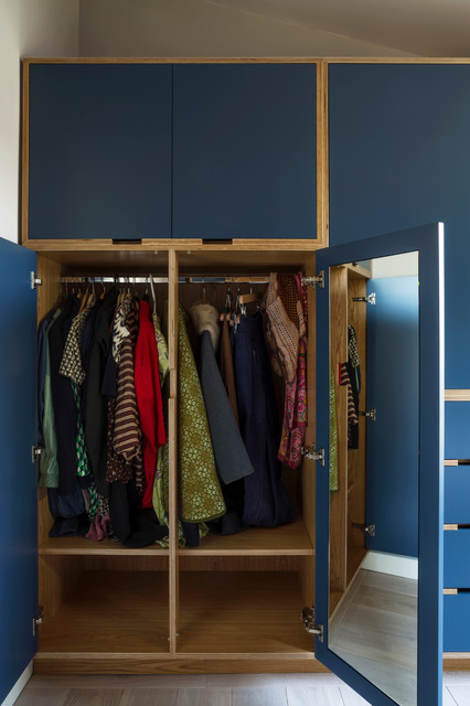 Span House in Blackheath contemporary-bedroom