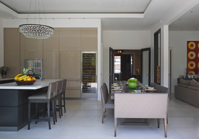 Luxury, style, comfort, practicality! transitional-kitchen