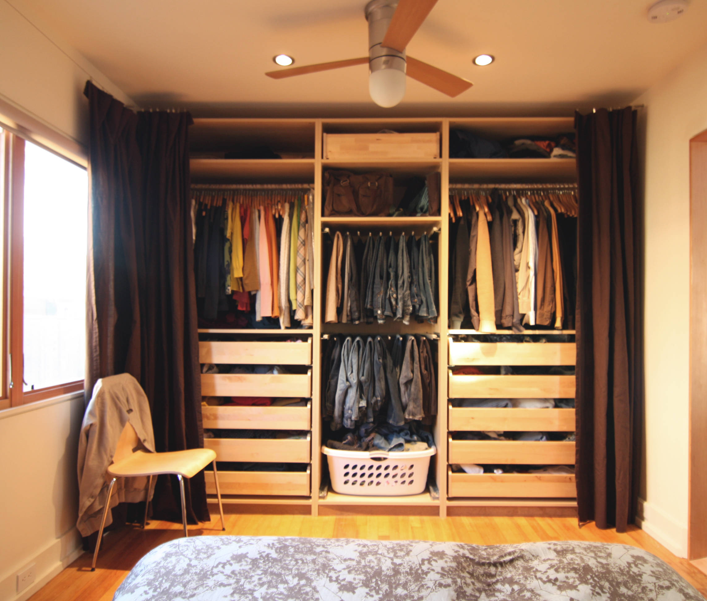 Does A Bedroom Closet Have To Have A Door